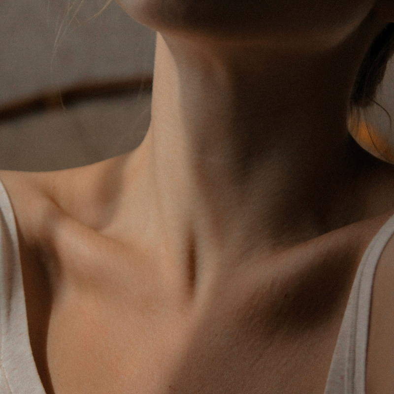 What Your Skin Needs in Your 30s: A Holistic Guide for the Modern Woman